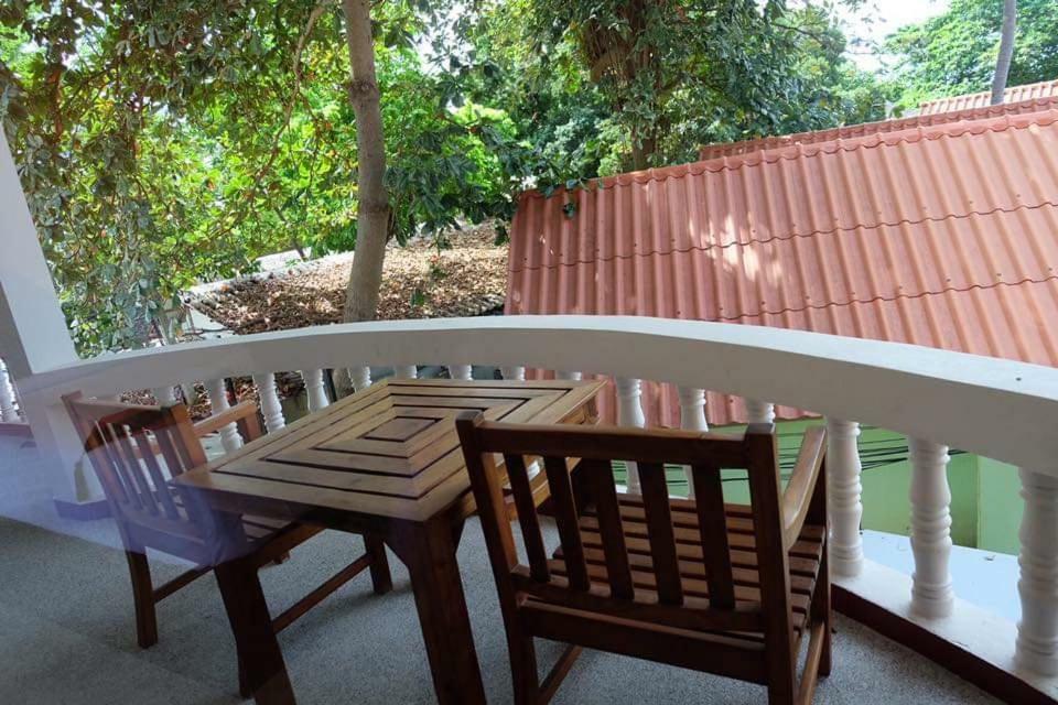 Family Guesthouse Chaweng Екстериор снимка